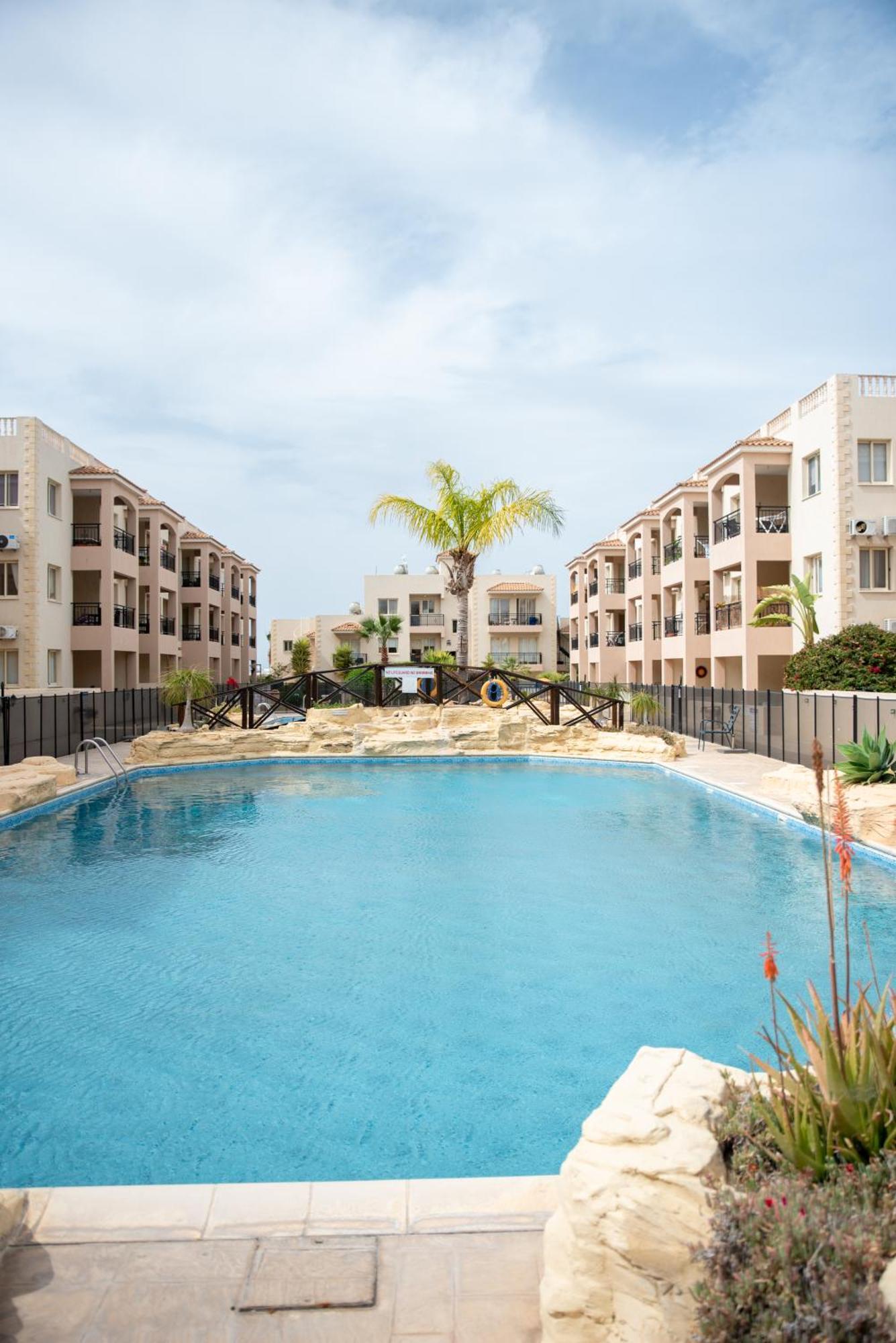 Royal Seacrest F G5 Ground Floor Apartment Paphos Exterior photo